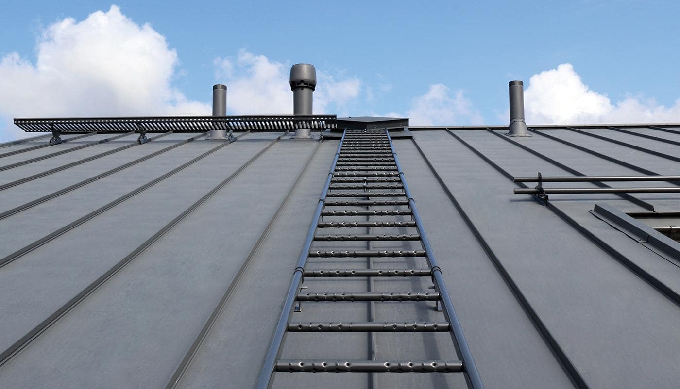 sadevesijärjestelmät ja kattoturvatuotteet: SafeGrip -tikkaat 