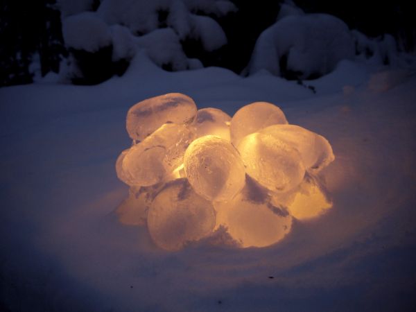 Lumipallolyhyt - jäälyhty - lumilyhdyn tilalle